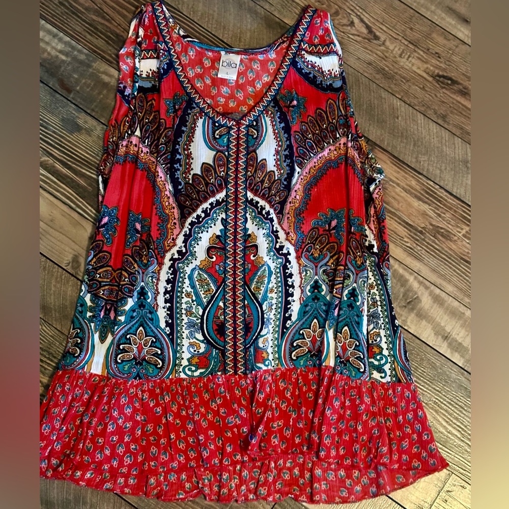 Western tank top! Flows at the waist! Brand new!